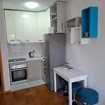 Апартаменты Dina's Place *
