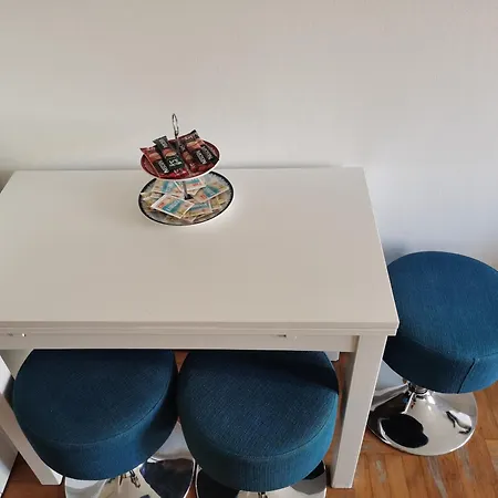 Dina's Place Podgorica